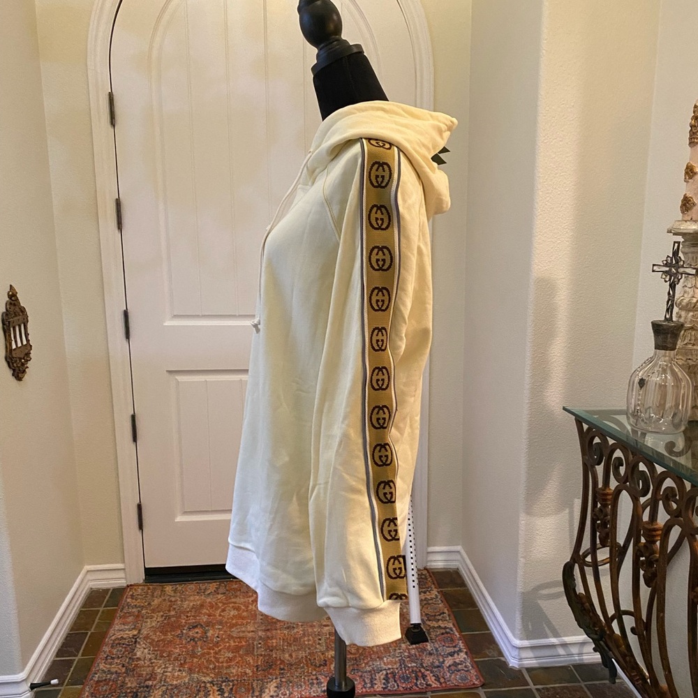 NWT- Mens Gucci hoodie. XL Cream colored with brown and beige trimming